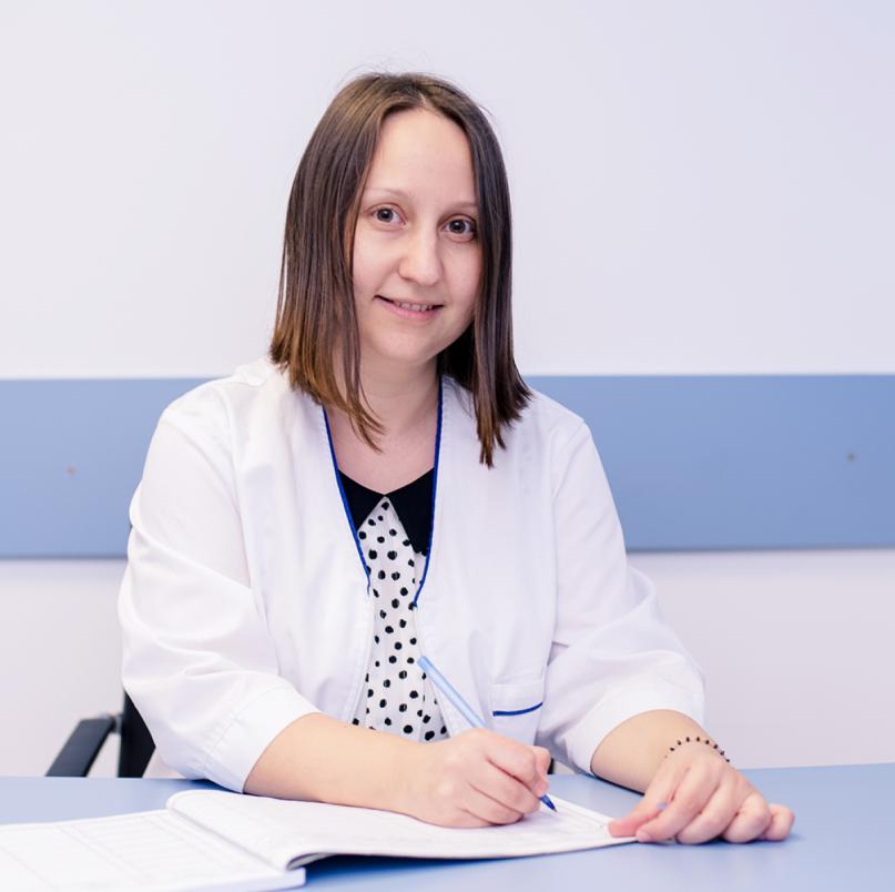 Dr. Laura Haidar | Medlist.ro